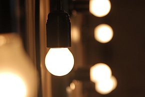 Rachunki za prąd pójdą w dół. Rząd usuwa opłatę doliczaną od lat-9739